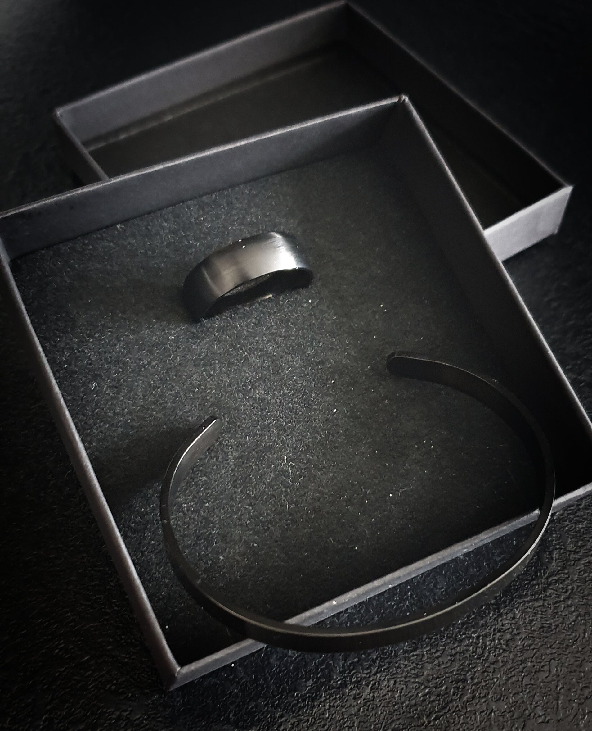 2er Set-Titan Ring mit Armreif